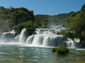 ../2016/05/18-0847-skradin_krka-waterfall-croatia.jpg