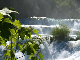../2016/05/18-0859-skradin_krka-waterfall-croatia.jpg