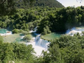 ../2016/05/18-0909-skradin_krka-waterfall-croatia.jpg