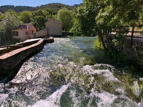 ../2016/05/18-0929-skradin_krka-waterfall-croatia.jpg