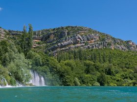 ../2016/05/18-1232-skradin_krka-waterfall-croatia.jpg