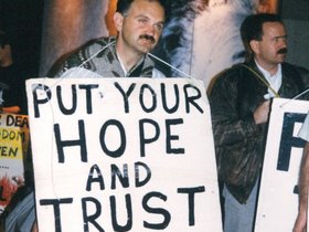 ../1990-2000/00/scan-0156-sign-preacher-street-harvard_sq.jpg
