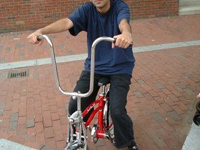 ../2000/05/29-sal-bike-low_rider.jpg