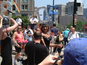 ../2000/06/10-pride-street_1.jpg