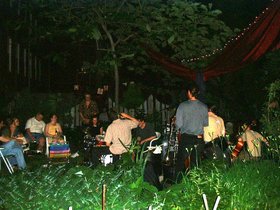 ../2000/06/27-party-band.jpg
