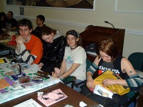 ../2001/03/18-zinetown_8.jpg
