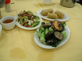 ../2001/04/27-po_lin-veggie-HKG-food.jpg