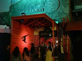 ../2001/05/05-1200-club-shibuya-JPN-tokyo_1.jpg