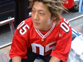 ../2001/05/06-1200-shibuya-JPN-street-spikes-tokyo.jpg