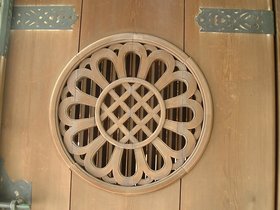 ../2001/05/07-1050-door-shrine-meiji-JPN-harajuku-tokyo.jpg