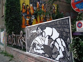 ../2001/05/24-1200-art-mitte-DEU-street-berlin.jpg