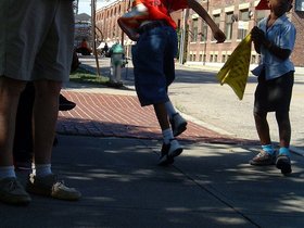 ../2001/08/26-kid-parade-dance.jpg