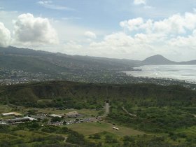 ../2002/05/09-snake-oahu-HI-diamond_head.jpg