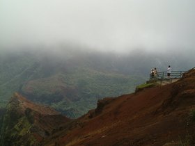 ../2002/05/13-kauai-HI-waimea-canyon.jpg