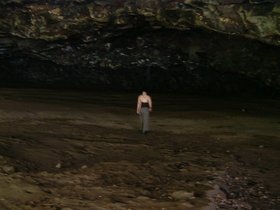 ../2002/05/14-kauai-HI-kee-drive-cave.jpg