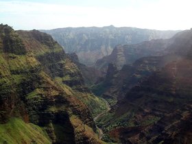 ../2002/05/15-kauai-HI-helicopter-tour.jpg