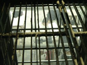 ../2003/01/30-boston-MA-grate-window.jpg