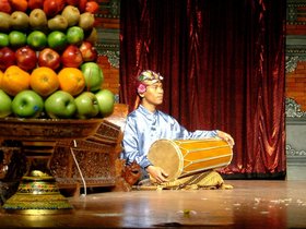 ../2003/05/31-gamelan-MIT_1.jpg