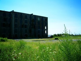 brooklyn redhook abandoned factory