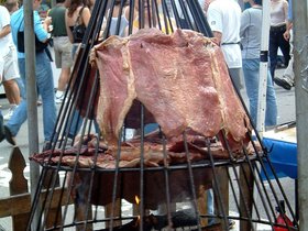 ../2003/09/20-ny-rockerfeller-center-meat.jpg