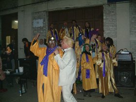../2003/10/31-2338-billy-mass-halloween-ny-rev-critical.jpg