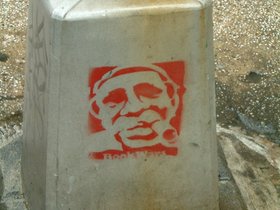 ../2004/01/18-NYC-NY-ny-bookwars-stencil.jpg