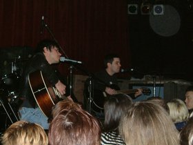 ../2004/02/13-brooklyn-NY-cat-power-openers.jpg