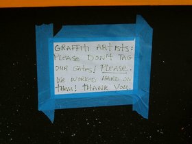 27-1448-brooklyn-graffiti-artists-please.jpg