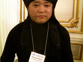 ../2004/12/01-boston-MA-w3c-masayasu-noh-mask.jpg