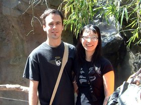 ../2005/04/17-joseph-bronx-NY-zoo-nora-joe.jpg