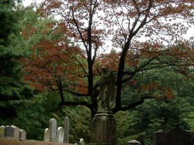../2005/10/09-brooklyn-NY-greenwood_cemetery-cemetery-angel-accordion.jpg