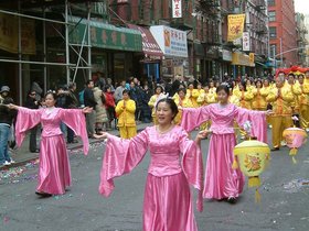 ../2006/02/05-chinatown-falan-dafa.jpg