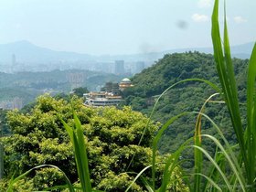 ../2007/08/05-1249-by_nora-maokong-TWN-tea-area-view-bynora.jpg