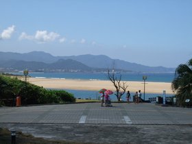 ../2007/08/06-1402-fulong-TWN-beach.jpg