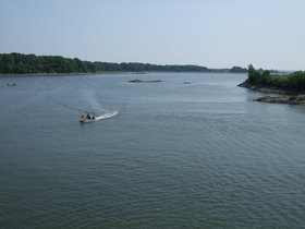 ../2007/09/03-1309-pelham-bay-park-hutchinson-river.jpg