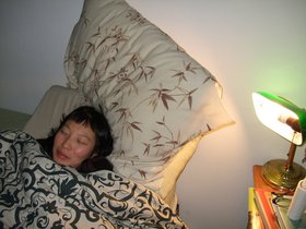 ../2008/12/21-1441-brooklyn-NY-nora-sleeping.jpg