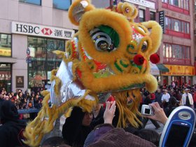 01-1303-chinatown-dragon-yellow.jpg