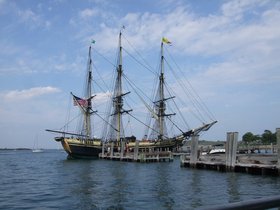 ../2010/09/25-1301-georges-MA-island-spectacles-ship.jpg