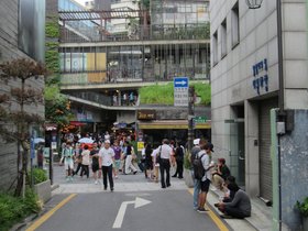 ../2012/07/29-1257-KOR-insadong-street-seoul.jpg