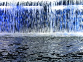 04-2058-korea-water-cheonggyecheon-seoul.jpg