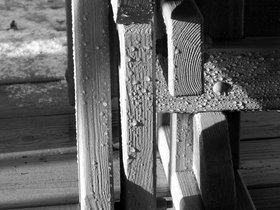 25-0826-bench.jpg