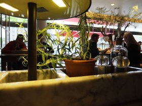 ../2013/05/14-1235-restaurant-duisburg-DEU.jpg