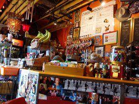 ../2014/05/23-1631-cyber_dogs-seattle-WA-food.jpg