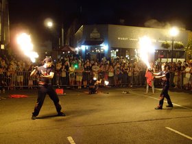 ../2014/08/09-2239-union_sq-MA-circus-fire.jpg