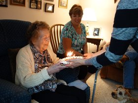 ../2014/08/29-2046-birthday-ann.jpg