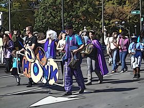 ../2014/10/12-1404-honk_parade-parade.jpg