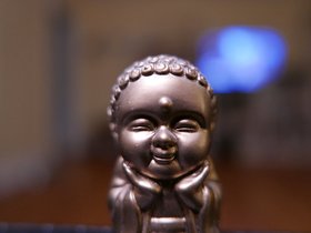 18-2043-buddha-macro.jpg