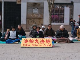 21-1150-chinatown-meditation.jpg