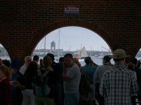 ../2017/06/17-1154-street-ship.jpg