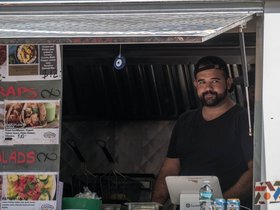 ../2018/05/05-1316-truck-vendor-street.jpg